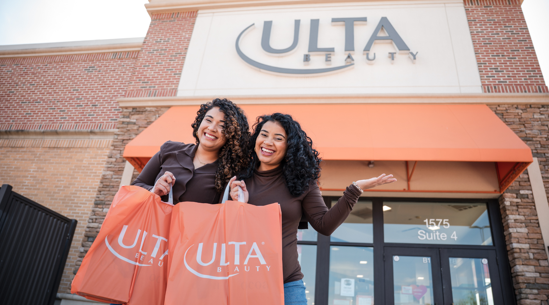 Celebrating Hispanic Heritage Month: Curls con Orgullo
