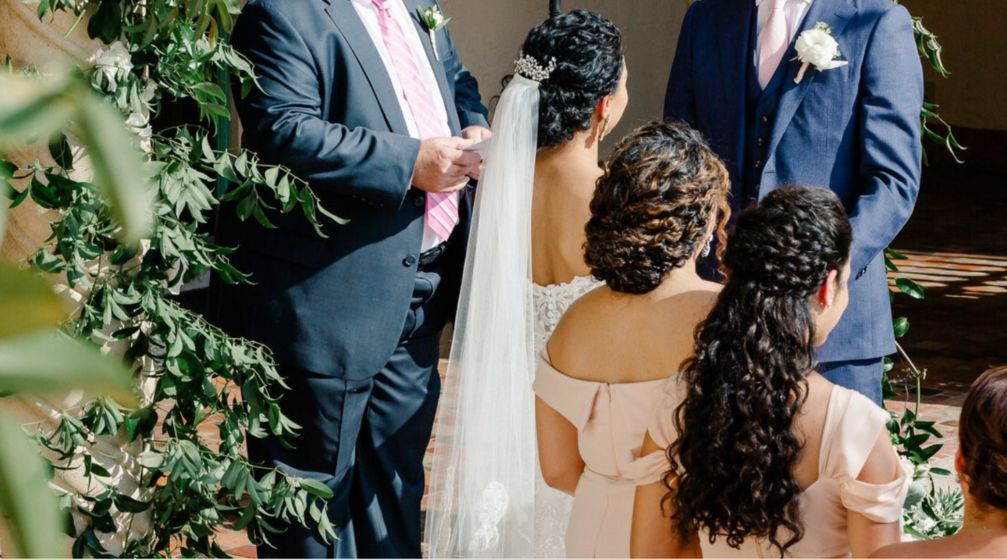3 Gorgeous Curly Hairstyles for Spring Weddings