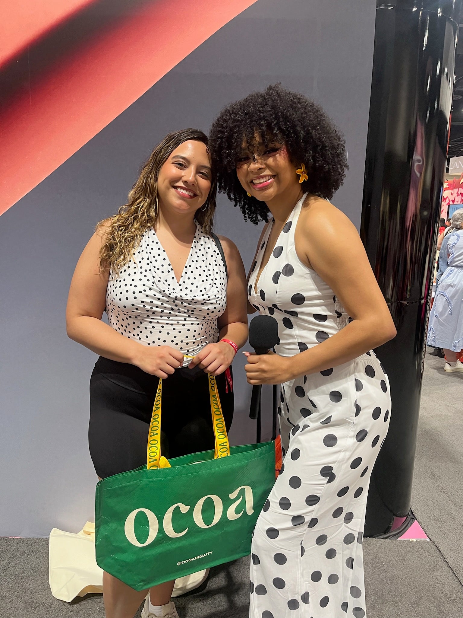 The OCOA Travel Tote