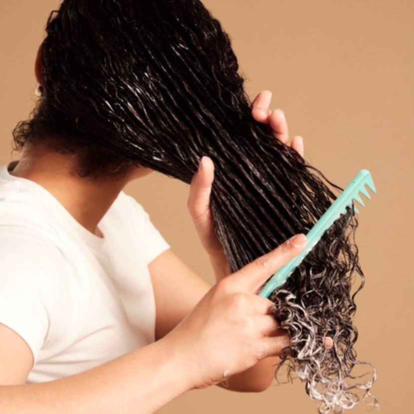 6 Scary Habits that are Haunting your Curls
